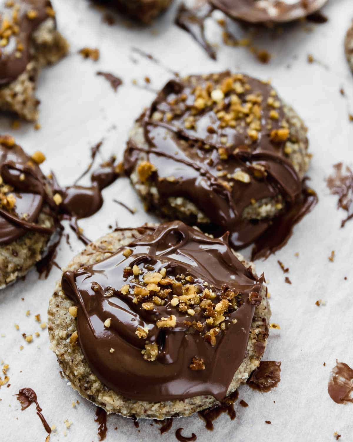 2-Nutella-Hazelnut-Cookies-with-nutella-and-hazelnuts-on-top