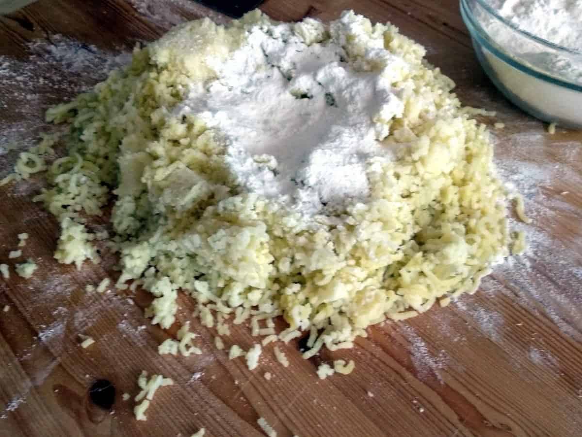 mashed potato and flour