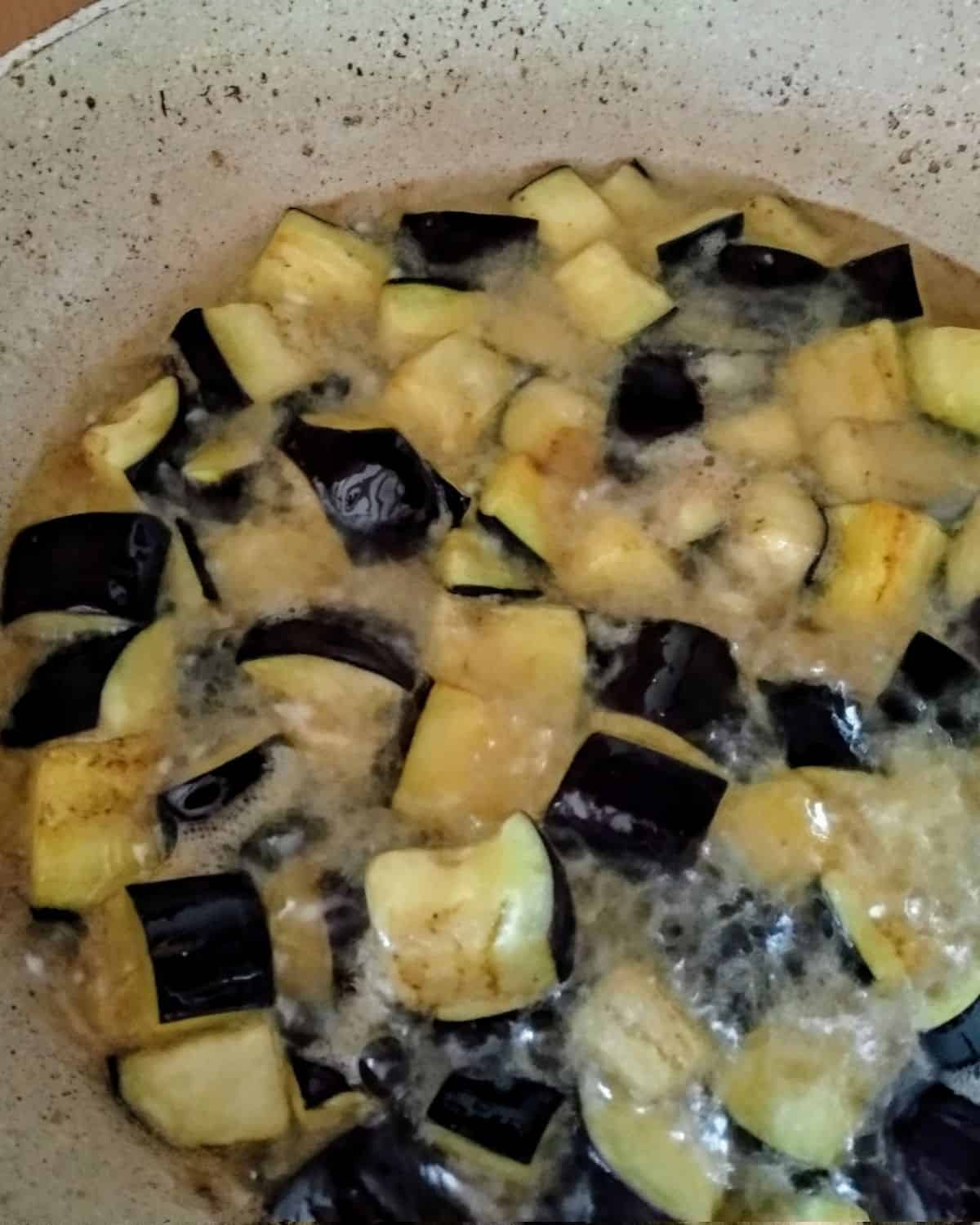 Process - fry eggplant cubes